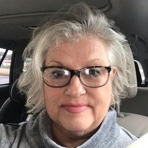 Meet your Posher, Sharon